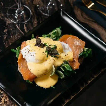 Britannique Hotel 4*