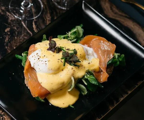 Britannique Ξενοδοχείο 4*