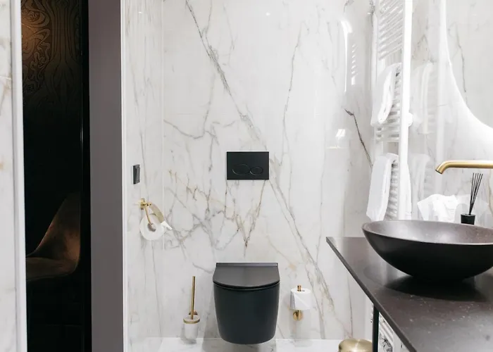 Ξενοδοχείο Britannique 4*