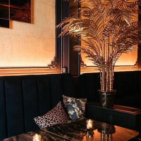 ブリタニック 4*