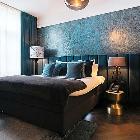 Britannique Hotell 4*
