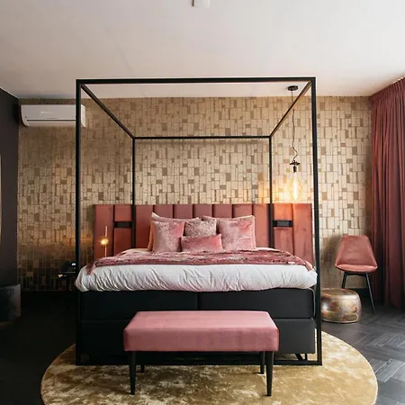 Отель Britannique 4*