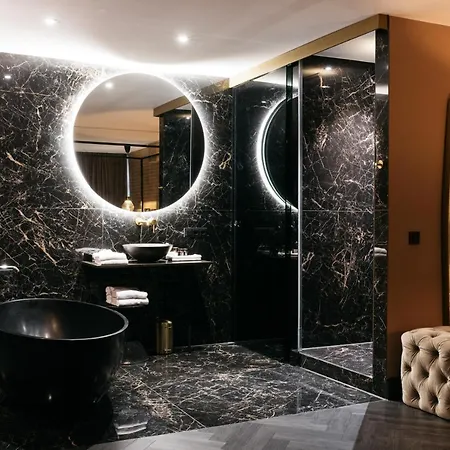 Hotell Britannique 4*